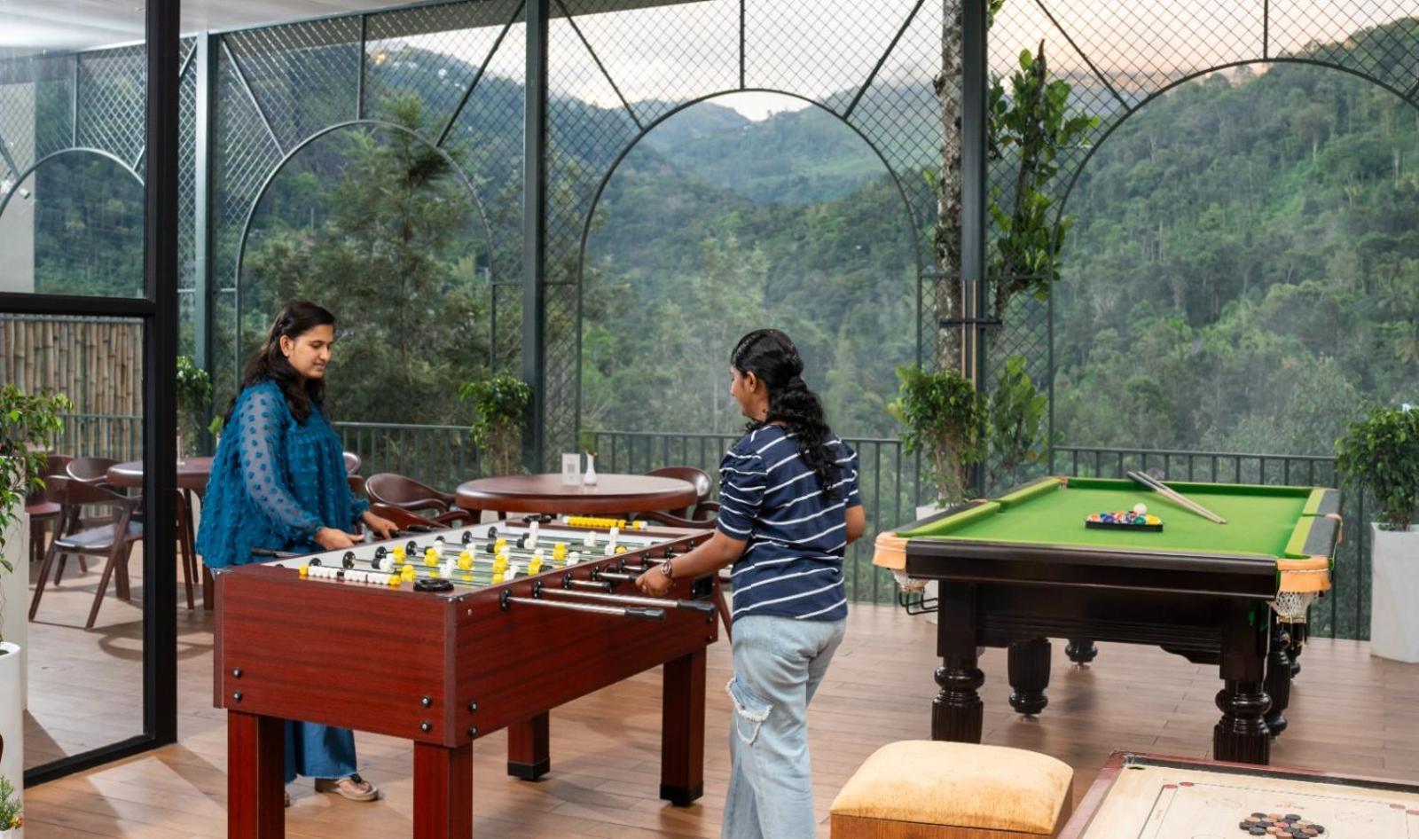 Eden Woods Resorts And Spa Муннар Экстерьер фото